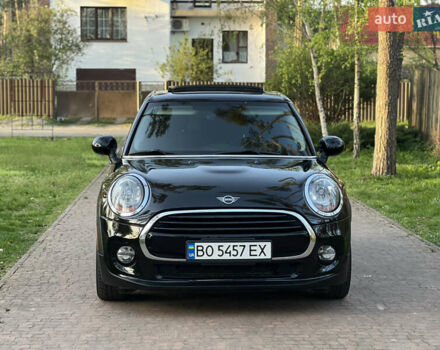 Черный Мини Hatch, объемом двигателя 1.5 л и пробегом 60 тыс. км за 12950 $, фото 11 на Automoto.ua