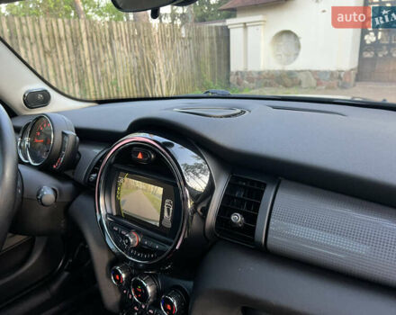Черный Мини Hatch, объемом двигателя 1.5 л и пробегом 60 тыс. км за 12950 $, фото 111 на Automoto.ua