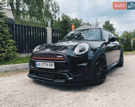 Черный Мини Hatch, объемом двигателя 2 л и пробегом 60 тыс. км за 27000 $, фото 4 на Automoto.ua