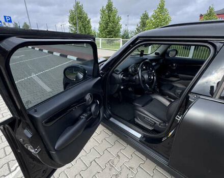 Черный Мини Hatch, объемом двигателя 2 л и пробегом 50 тыс. км за 18000 $, фото 10 на Automoto.ua