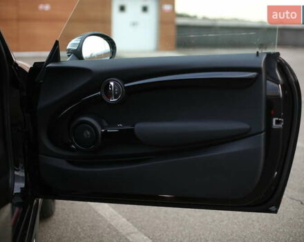 Мини Hatch 2018 в Киеве на Automoto.ua Черный Мини Hatch, объемом двигателя 2 л и пробегом 35 тыс. км за 24000 $, фото 24 на Automoto.ua