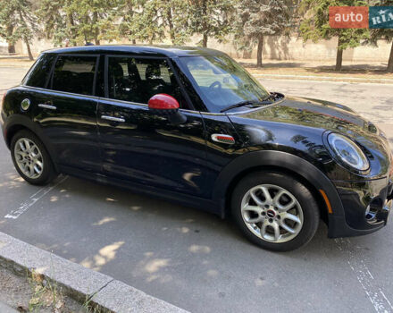 Чорний Міні Hatch, об'ємом двигуна 2 л та пробігом 58 тис. км за 17600 $, фото 18 на Automoto.ua