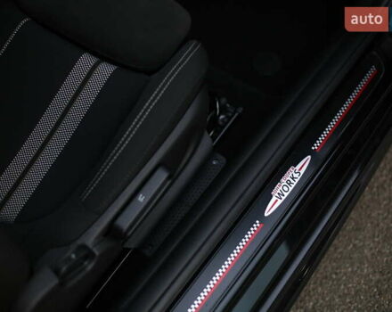 Мини Hatch 2018 в Киеве на Automoto.ua Черный Мини Hatch, объемом двигателя 2 л и пробегом 35 тыс. км за 24000 $, фото 25 на Automoto.ua