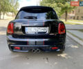 Чорний Міні Hatch, об'ємом двигуна 2 л та пробігом 58 тис. км за 17600 $, фото 5 на Automoto.ua