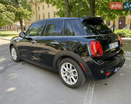 Чорний Міні Hatch, об'ємом двигуна 2 л та пробігом 58 тис. км за 17600 $, фото 15 на Automoto.ua