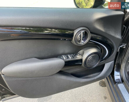 Чорний Міні Hatch, об'ємом двигуна 2 л та пробігом 58 тис. км за 17600 $, фото 22 на Automoto.ua
