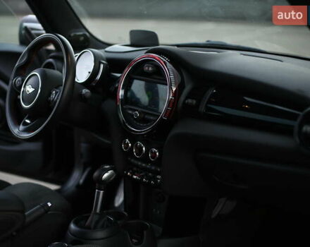 Мини Hatch 2018 в Киеве на Automoto.ua Черный Мини Hatch, объемом двигателя 2 л и пробегом 35 тыс. км за 24000 $, фото 26 на Automoto.ua