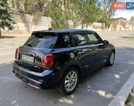 Чорний Міні Hatch, об'ємом двигуна 2 л та пробігом 58 тис. км за 17600 $, фото 19 на Automoto.ua