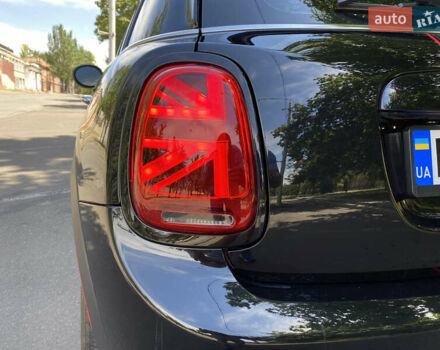 Чорний Міні Hatch, об'ємом двигуна 2 л та пробігом 58 тис. км за 17600 $, фото 38 на Automoto.ua