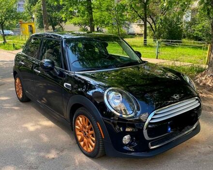 Чорний Міні Hatch, об'ємом двигуна 1.5 л та пробігом 58 тис. км за 21000 $, фото 5 на Automoto.ua