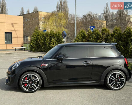 Черный Мини Hatch, объемом двигателя 2 л и пробегом 42 тыс. км за 28000 $, фото 14 на Automoto.ua