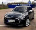Черный Мини Hatch, объемом двигателя 1.5 л и пробегом 18 тыс. км за 25000 $, фото 1 на Automoto.ua