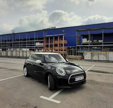 Черный Мини Hatch, объемом двигателя 1.5 л и пробегом 18 тыс. км за 25000 $, фото 47 на Automoto.ua