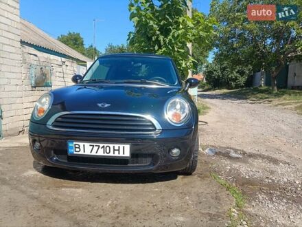 Мини Hatch 2007 в Светловдске на Automoto.ua Черный Мини Hatch, объемом двигателя 1.4 л и пробегом 116 тыс. км за 9300 $, фото 1 на Automoto.ua