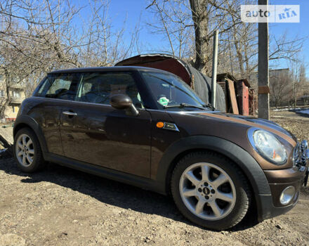 Коричневый Мини Hatch, объемом двигателя 1.6 л и пробегом 129 тыс. км за 8500 $, фото 11 на Automoto.ua