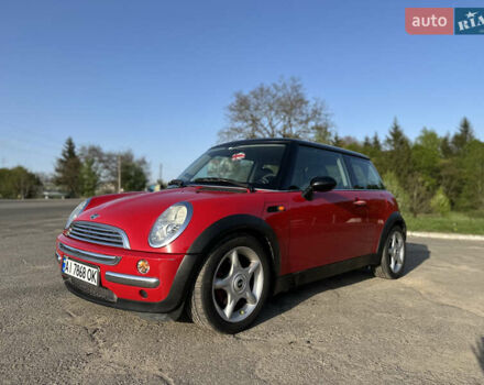 Червоний Міні Hatch, об'ємом двигуна 1.6 л та пробігом 216 тис. км за 4400 $, фото 2 на Automoto.ua