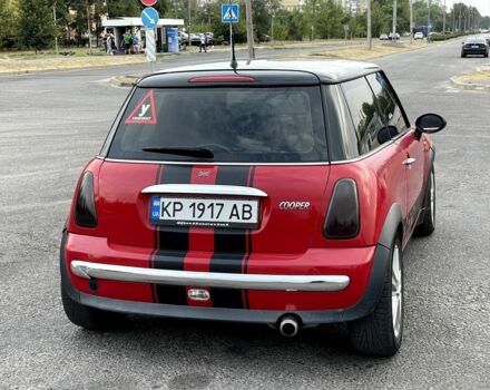 Красный Мини Hatch, объемом двигателя 1.6 л и пробегом 207 тыс. км за 4400 $, фото 4 на Automoto.ua