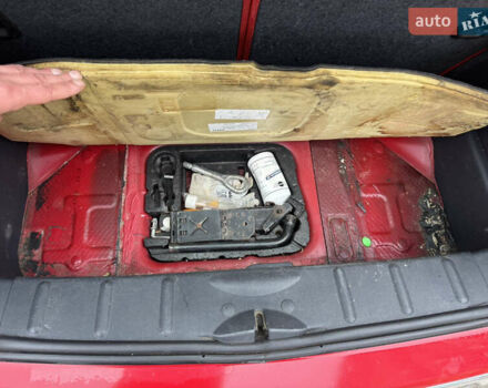 Червоний Міні Hatch, об'ємом двигуна 1.6 л та пробігом 260 тис. км за 4100 $, фото 8 на Automoto.ua