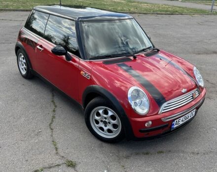 Красный Мини Hatch, объемом двигателя 1.6 л и пробегом 193 тыс. км за 4000 $, фото 2 на Automoto.ua