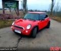 Красный Мини Hatch, объемом двигателя 1.6 л и пробегом 213 тыс. км за 4600 $, фото 1 на Automoto.ua