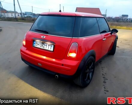 Красный Мини Hatch, объемом двигателя 1.6 л и пробегом 213 тыс. км за 4600 $, фото 2 на Automoto.ua
