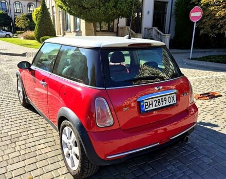 Красный Мини Hatch, объемом двигателя 1.6 л и пробегом 167 тыс. км за 5600 $, фото 7 на Automoto.ua