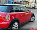 Красный Мини Hatch, объемом двигателя 1.6 л и пробегом 303 тыс. км за 4800 $, фото 3 на Automoto.ua