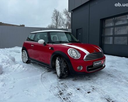 Красный Мини Hatch, объемом двигателя 1.6 л и пробегом 159 тыс. км за 7990 $, фото 6 на Automoto.ua