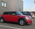 Красный Мини Hatch, объемом двигателя 1.6 л и пробегом 180 тыс. км за 7300 $, фото 1 на Automoto.ua