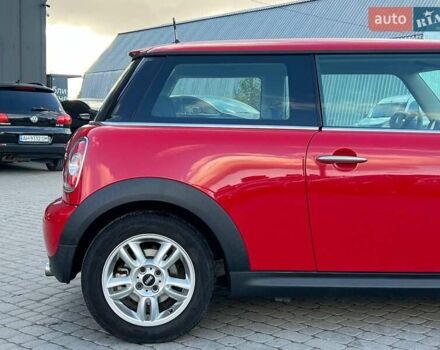 Мини Hatch 2013 в Львове на Automoto.ua Красный Мини Hatch, объемом двигателя 1.6 л и пробегом 55 тыс. км за 9490 $, фото 7 на Automoto.ua