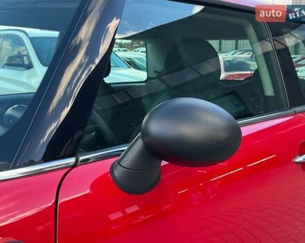 Мини Hatch 2013 в Львове на Automoto.ua Красный Мини Hatch, объемом двигателя 1.6 л и пробегом 55 тыс. км за 9490 $, фото 12 на Automoto.ua