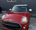 Красный Мини Hatch, объемом двигателя 1.5 л и пробегом 144 тыс. км за 11500 $, фото 1 на Automoto.ua