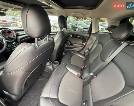 Красный Мини Hatch, объемом двигателя 2 л и пробегом 130 тыс. км за 10990 $, фото 32 на Automoto.ua