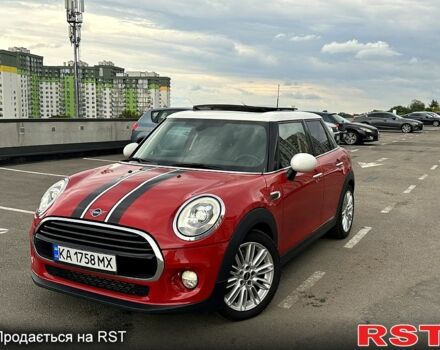 Красный Мини Hatch, объемом двигателя 1.5 л и пробегом 0 тыс. км за 15900 $, фото 6 на Automoto.ua