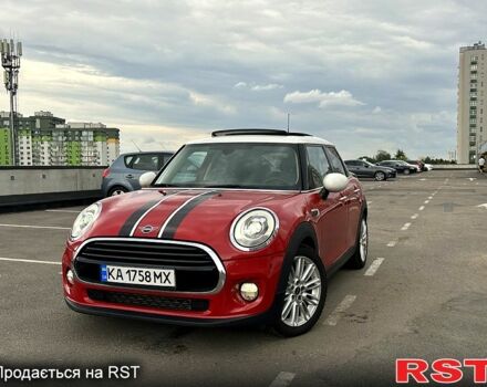 Красный Мини Hatch, объемом двигателя 1.5 л и пробегом 0 тыс. км за 15900 $, фото 5 на Automoto.ua