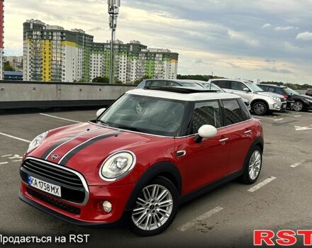 Красный Мини Hatch, объемом двигателя 1.5 л и пробегом 0 тыс. км за 15900 $, фото 3 на Automoto.ua