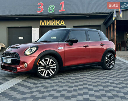 Красный Мини Hatch, объемом двигателя 2 л и пробегом 56 тыс. км за 25500 $, фото 5 на Automoto.ua