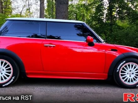 Міні Hatch 2002 у Києві на Automoto.ua Червоний Міні Hatch, об'ємом двигуна 1.6 л та пробігом 168 тис. км за 6000 $, фото 1 на Automoto.ua