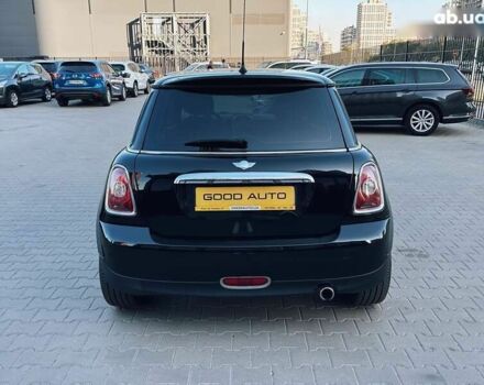 Мини Hatch, объемом двигателя 1.6 л и пробегом 169 тыс. км за 7500 $, фото 6 на Automoto.ua