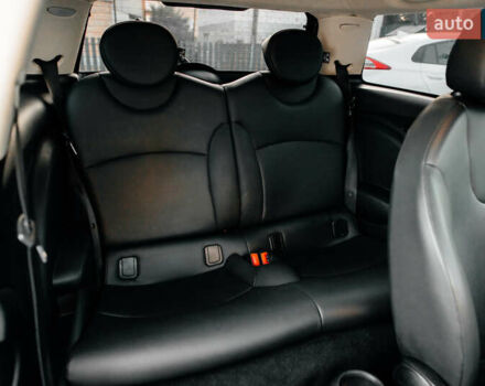 Мини Hatch, объемом двигателя 1.6 л и пробегом 243 тыс. км за 7500 $, фото 26 на Automoto.ua