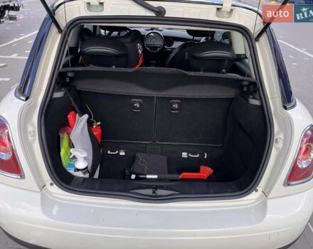 Мини Hatch, объемом двигателя 1.6 л и пробегом 146 тыс. км за 8500 $, фото 20 на Automoto.ua