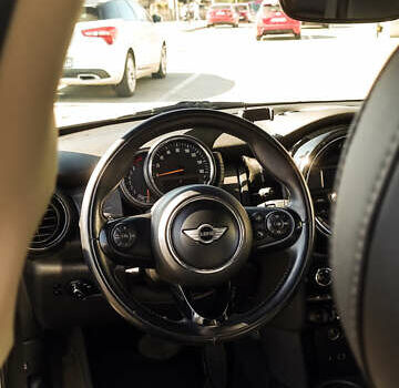 Мини Hatch, объемом двигателя 1.5 л и пробегом 150 тыс. км за 12500 $, фото 15 на Automoto.ua