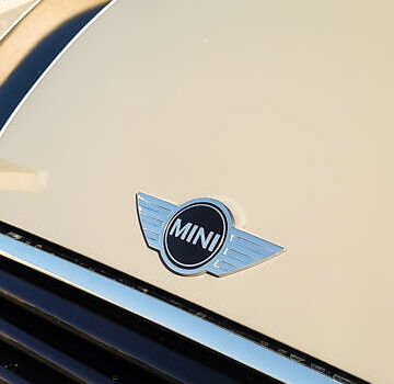 Мини Hatch, объемом двигателя 1.5 л и пробегом 150 тыс. км за 12500 $, фото 2 на Automoto.ua