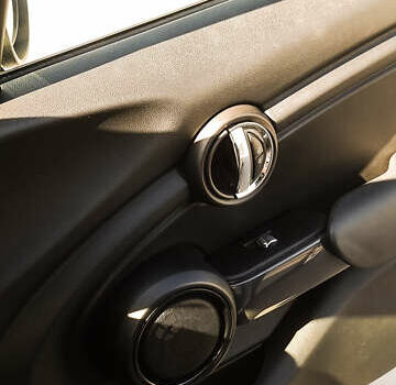 Мини Hatch, объемом двигателя 1.5 л и пробегом 150 тыс. км за 12500 $, фото 10 на Automoto.ua