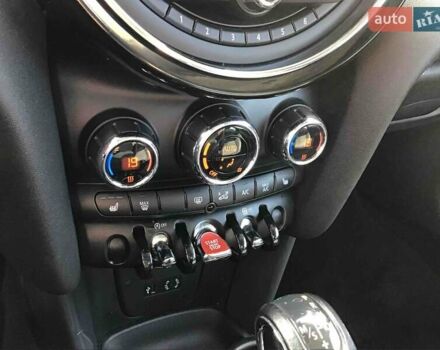Мини Hatch, объемом двигателя 1.5 л и пробегом 59 тыс. км за 12800 $, фото 4 на Automoto.ua