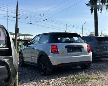 Мини Hatch, объемом двигателя 0 л и пробегом 25 тыс. км за 15999 $, фото 8 на Automoto.ua