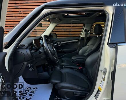 Мини Hatch, объемом двигателя 2 л и пробегом 87 тыс. км за 27400 $, фото 11 на Automoto.ua