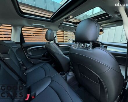Мини Hatch, объемом двигателя 2 л и пробегом 87 тыс. км за 27400 $, фото 22 на Automoto.ua