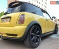 Желтый Мини Hatch, объемом двигателя 1.6 л и пробегом 150 тыс. км за 10000 $, фото 2 на Automoto.ua