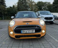 Желтый Мини Hatch, объемом двигателя 2 л и пробегом 150 тыс. км за 11900 $, фото 1 на Automoto.ua